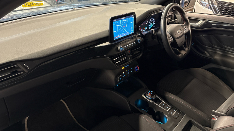 Ford Focus 1.0 EcoBoost 125 ST-Line 5dr Auto Petrol Hatchback